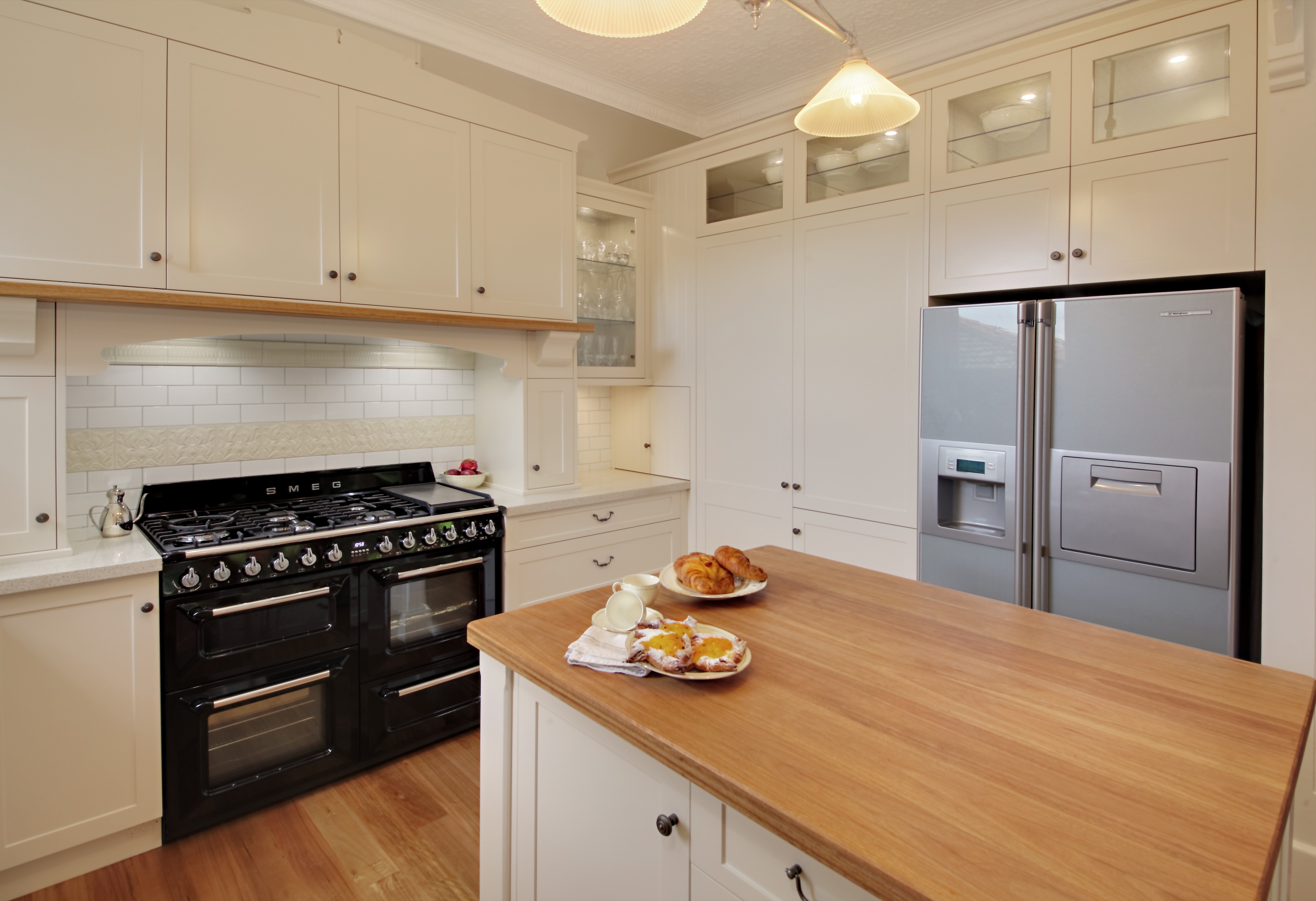 Small Traditional Kitchen